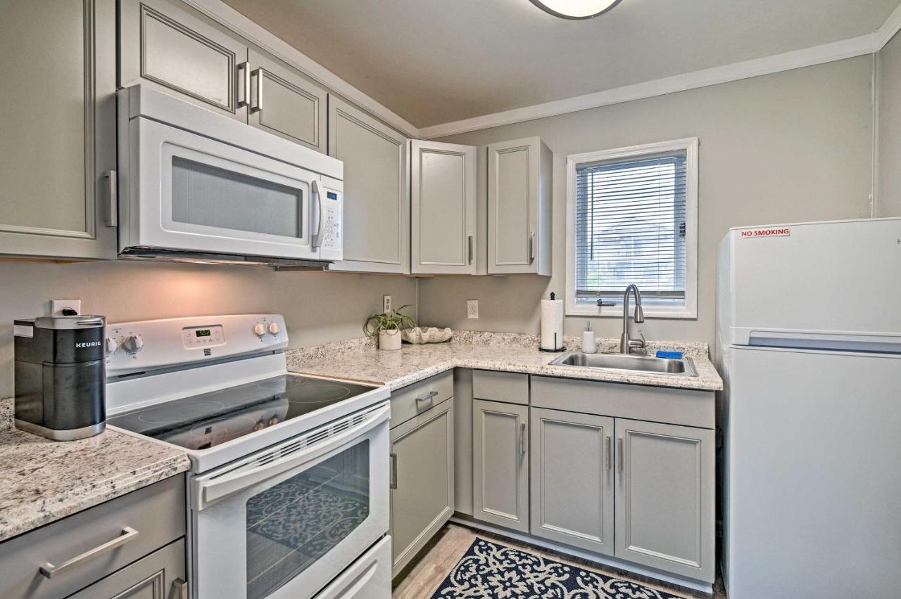 Surfside Beach Couples Retreat With Balcony! 미를 비치 외부 사진